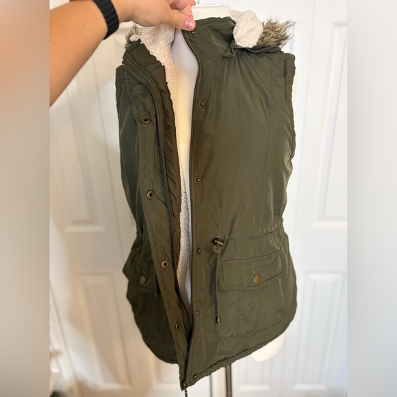 Ashley By 26 International Olive Hooded Vest - Picture 2 of 9